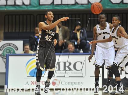 Thumbnail 2 in Parker Vs Mater Dei Catholic (CIF SDS D2 Final) photogallery.