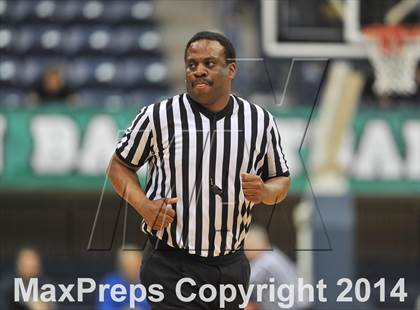 Thumbnail 2 in Parker Vs Mater Dei Catholic (CIF SDS D2 Final) photogallery.