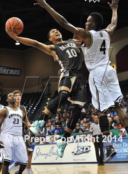Thumbnail 2 in Parker Vs Mater Dei Catholic (CIF SDS D2 Final) photogallery.