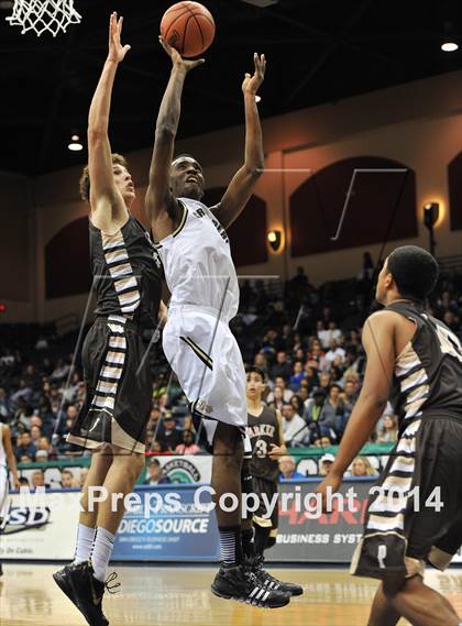 Thumbnail 3 in Parker Vs Mater Dei Catholic (CIF SDS D2 Final) photogallery.
