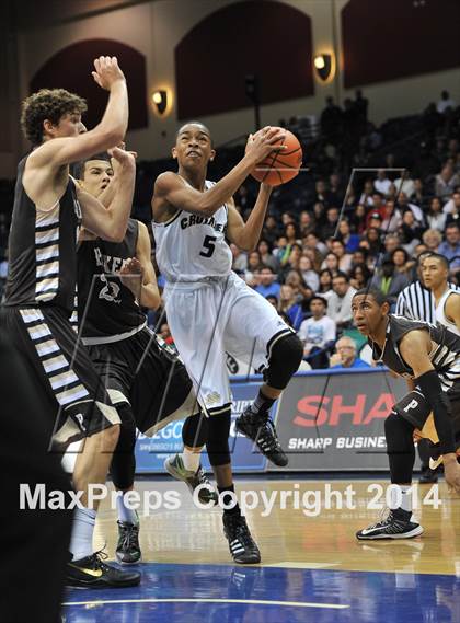 Thumbnail 2 in Parker Vs Mater Dei Catholic (CIF SDS D2 Final) photogallery.