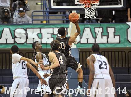 Thumbnail 3 in Parker Vs Mater Dei Catholic (CIF SDS D2 Final) photogallery.