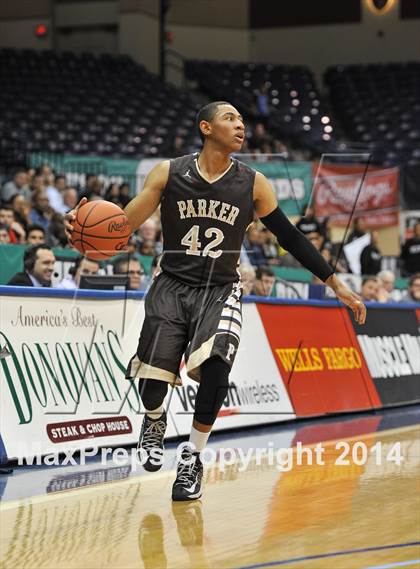 Thumbnail 3 in Parker Vs Mater Dei Catholic (CIF SDS D2 Final) photogallery.