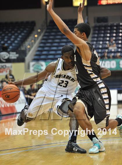 Thumbnail 3 in Parker Vs Mater Dei Catholic (CIF SDS D2 Final) photogallery.