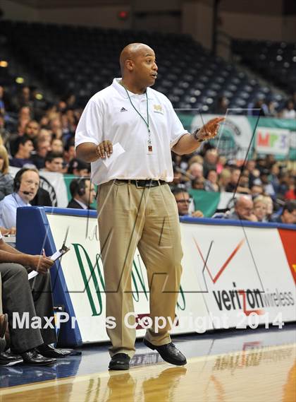 Thumbnail 1 in Parker Vs Mater Dei Catholic (CIF SDS D2 Final) photogallery.