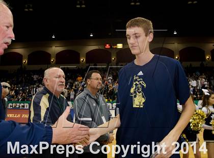 Thumbnail 1 in Parker Vs Mater Dei Catholic (CIF SDS D2 Final) photogallery.