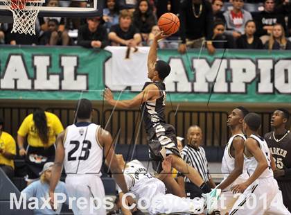 Thumbnail 1 in Parker Vs Mater Dei Catholic (CIF SDS D2 Final) photogallery.