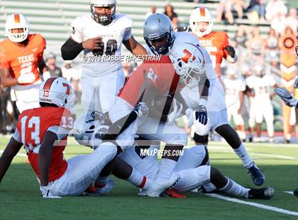 Thumbnail 1 in Texas vs. Hendrickson photogallery.