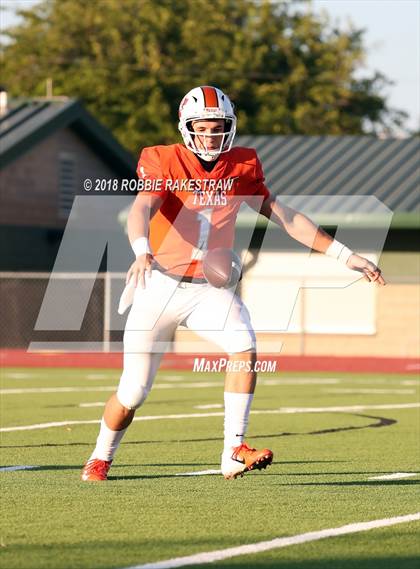 Thumbnail 3 in Texas vs. Hendrickson photogallery.