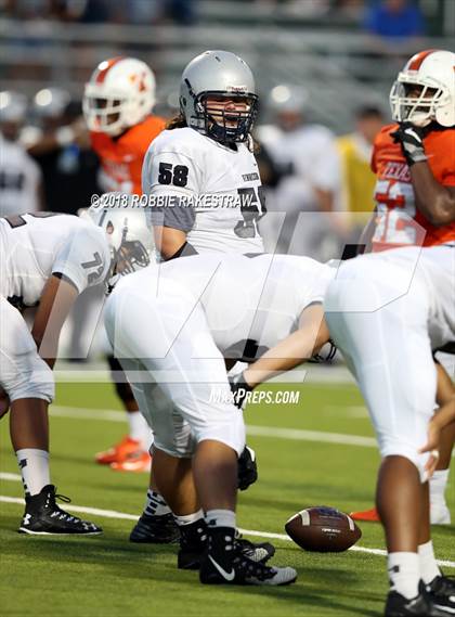 Thumbnail 3 in Texas vs. Hendrickson photogallery.