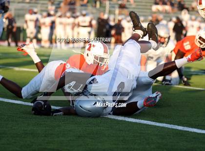 Thumbnail 2 in Texas vs. Hendrickson photogallery.