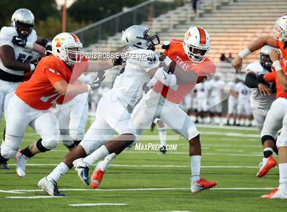 Thumbnail 1 in Texas vs. Hendrickson photogallery.