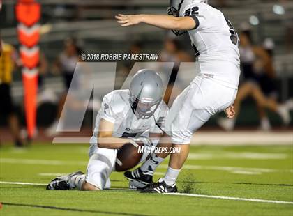 Thumbnail 3 in Texas vs. Hendrickson photogallery.