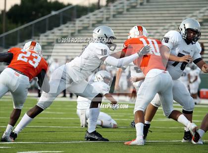Thumbnail 1 in Texas vs. Hendrickson photogallery.