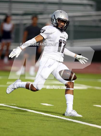 Thumbnail 1 in Texas vs. Hendrickson photogallery.