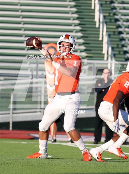 Thumbnail 2 in Texas vs. Hendrickson photogallery.