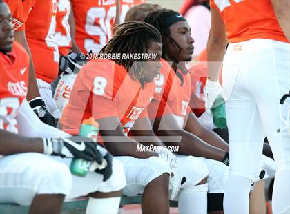 Thumbnail 2 in Texas vs. Hendrickson photogallery.