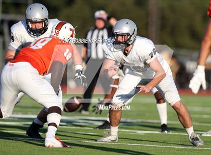 Thumbnail 3 in Texas vs. Hendrickson photogallery.
