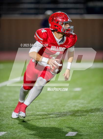 Thumbnail 2 in Jacksboro vs Holliday (UIL 3A Region 1 - D2 Regional Playoff) photogallery.