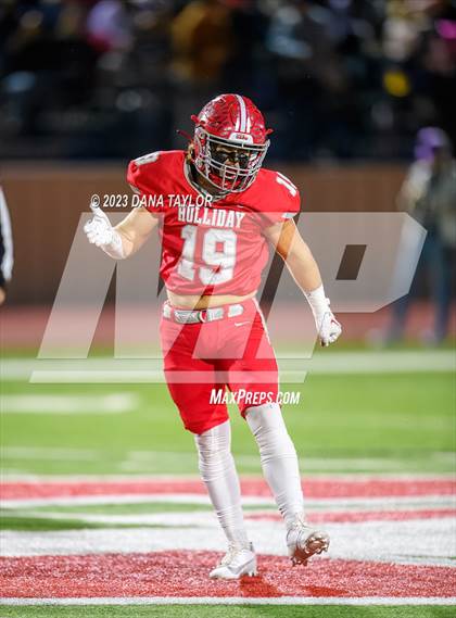 Thumbnail 1 in Jacksboro vs Holliday (UIL 3A Region 1 - D2 Regional Playoff) photogallery.