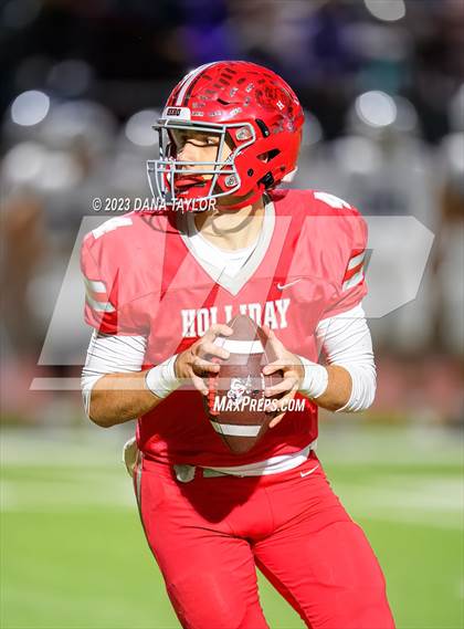 Thumbnail 2 in Jacksboro vs Holliday (UIL 3A Region 1 - D2 Regional Playoff) photogallery.