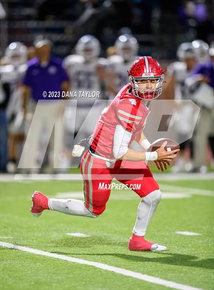 Thumbnail 3 in Jacksboro vs Holliday (UIL 3A Region 1 - D2 Regional Playoff) photogallery.