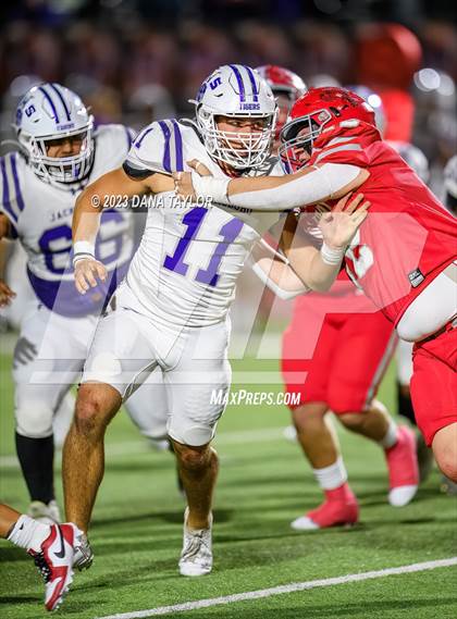 Thumbnail 1 in Jacksboro vs Holliday (UIL 3A Region 1 - D2 Regional Playoff) photogallery.