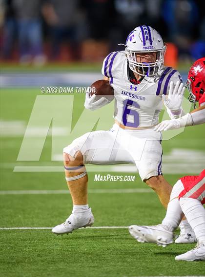 Thumbnail 2 in Jacksboro vs Holliday (UIL 3A Region 1 - D2 Regional Playoff) photogallery.
