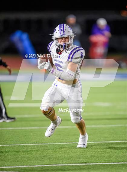 Thumbnail 3 in Jacksboro vs Holliday (UIL 3A Region 1 - D2 Regional Playoff) photogallery.