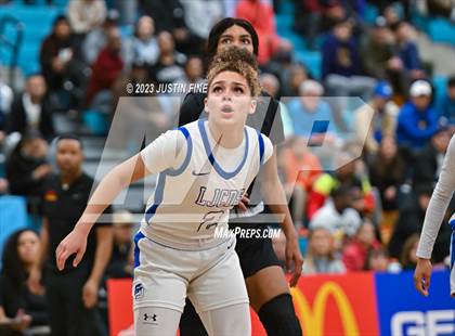 Thumbnail 2 in La Jolla Country Day vs. Etiwanda photogallery.