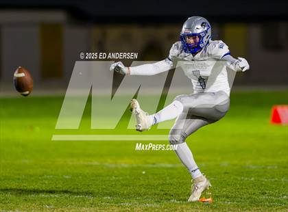 Thumbnail 3 in Pahranagat Valley @ Mineral County (NIAA 1A Semifinal) photogallery.