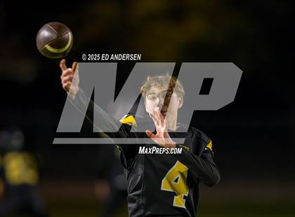 Thumbnail 2 in Pahranagat Valley @ Mineral County (NIAA 1A Semifinal) photogallery.