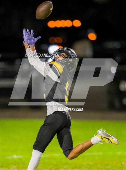 Thumbnail 3 in Pahranagat Valley @ Mineral County (NIAA 1A Semifinal) photogallery.