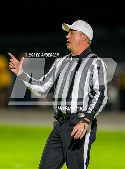 Thumbnail 1 in Pahranagat Valley @ Mineral County (NIAA 1A Semifinal) photogallery.