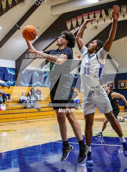 Thumbnail 3 in Atwater vs. St. Mary's (53rd Cartwright Classic) photogallery.