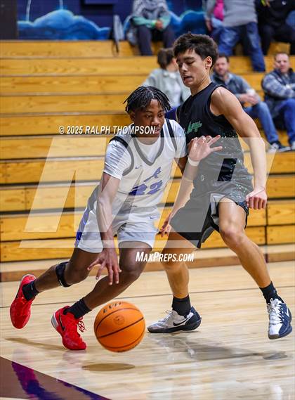 Thumbnail 3 in Atwater vs. St. Mary's (53rd Cartwright Classic) photogallery.