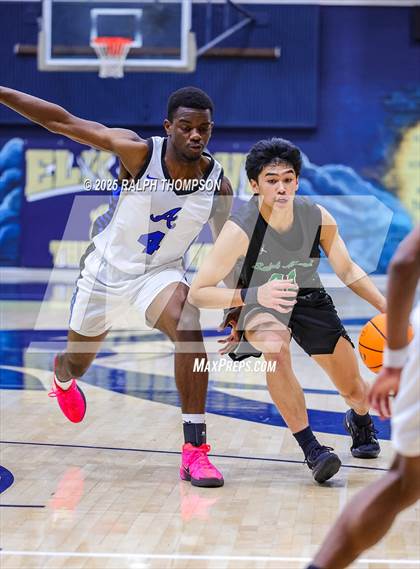 Thumbnail 3 in Atwater vs. St. Mary's (53rd Cartwright Classic) photogallery.