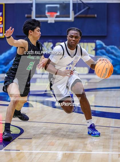 Thumbnail 2 in Atwater vs. St. Mary's (53rd Cartwright Classic) photogallery.