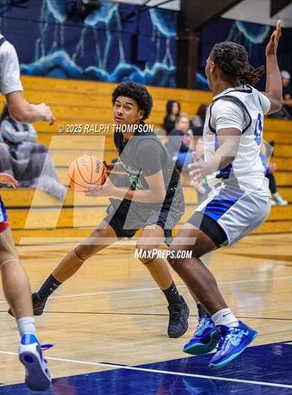 Thumbnail 2 in Atwater vs. St. Mary's (53rd Cartwright Classic) photogallery.