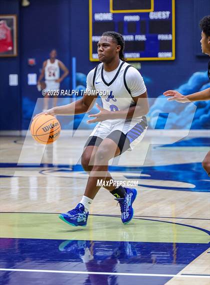 Thumbnail 1 in Atwater vs. St. Mary's (53rd Cartwright Classic) photogallery.