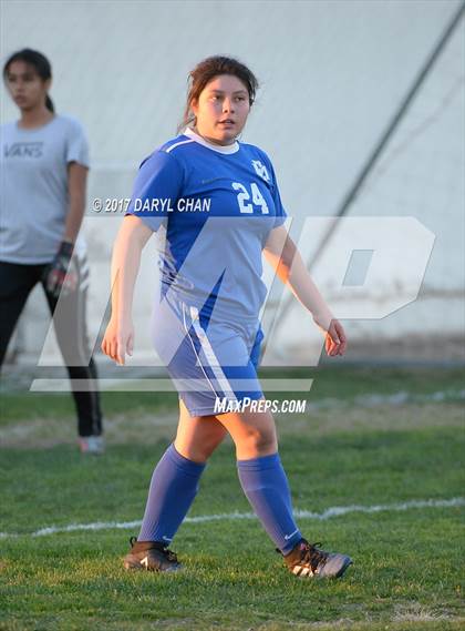 Thumbnail 3 in El Monte vs. Arroyo photogallery.