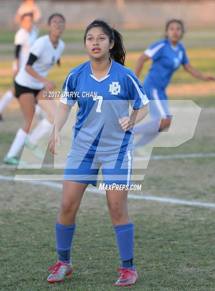 Thumbnail 2 in El Monte vs. Arroyo photogallery.