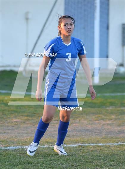 Thumbnail 3 in El Monte vs. Arroyo photogallery.