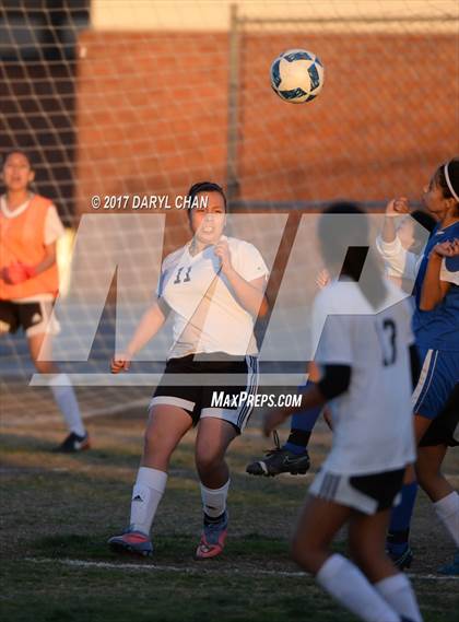 Thumbnail 2 in El Monte vs. Arroyo photogallery.