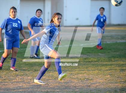 Thumbnail 2 in El Monte vs. Arroyo photogallery.