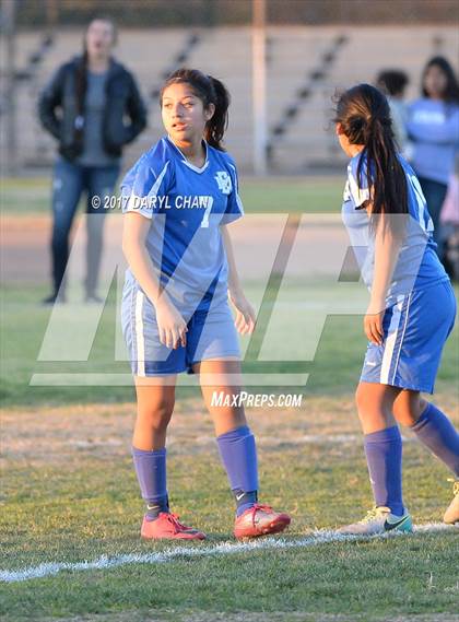 Thumbnail 2 in El Monte vs. Arroyo photogallery.