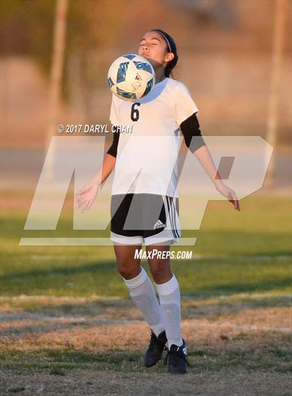 Thumbnail 2 in El Monte vs. Arroyo photogallery.
