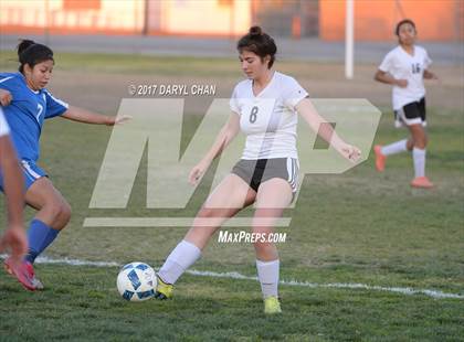 Thumbnail 1 in El Monte vs. Arroyo photogallery.