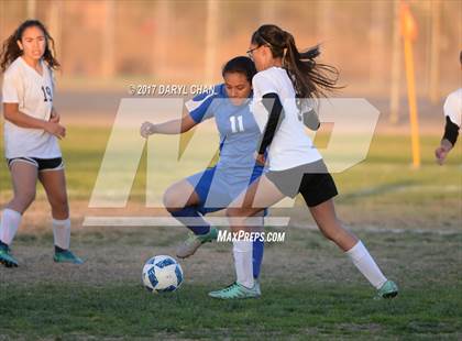 Thumbnail 3 in El Monte vs. Arroyo photogallery.