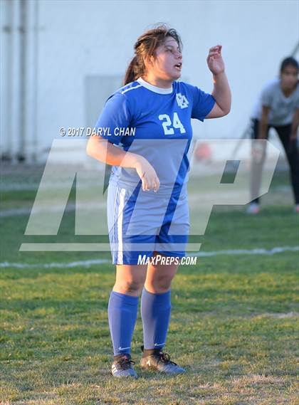 Thumbnail 2 in El Monte vs. Arroyo photogallery.